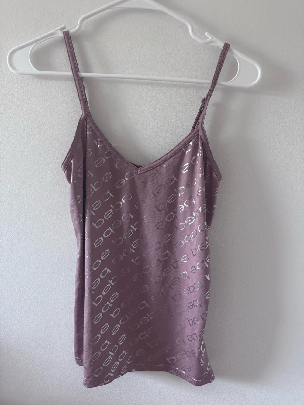 Y2K bebe Mauve Logo Satin-Look Cami